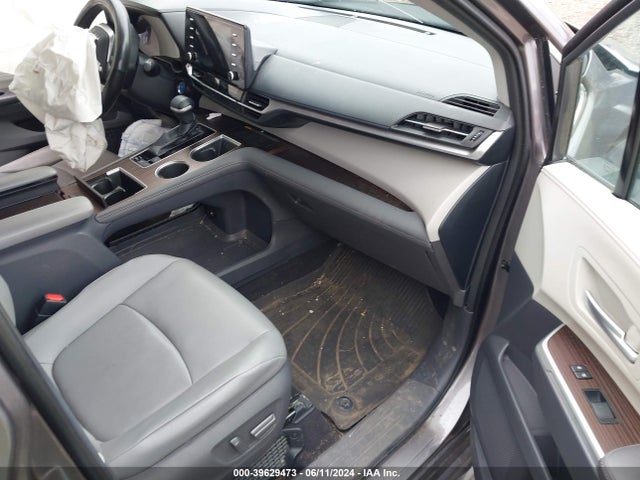 Toyota SIENNA XLE 2021 5TDJSKFC2MS026100 Image 5