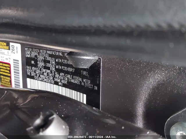Toyota SIENNA XLE 2021 5TDJSKFC2MS026100 Image 9