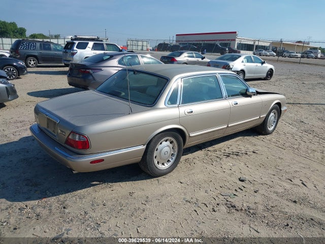 1998 JAGUAR XJ8 SAJKX6246WC814623 Photo 3