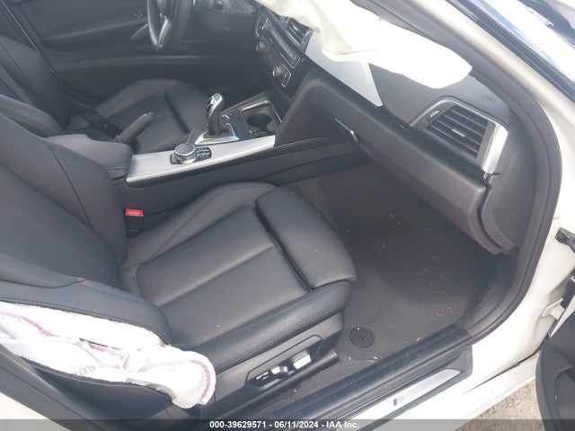 WBA8B9C30HK885269 BMW 330I