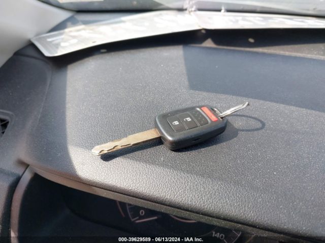 5J6RM4H33EL090682 Honda CR-V LX
