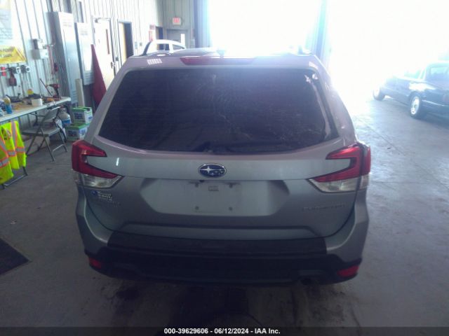 JF2SKACC8KH405351 Subaru Forester
