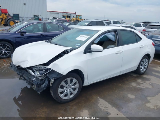 Toyota COROLLA LE 2016 5YFBURHE1GP443906 Image 2