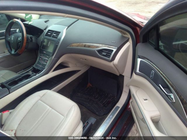3LN6L2G93GR612197 Lincoln MKZ