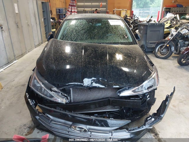 Hyundai Elantra Value Edition 2019 5NPD84LF5KH473576 Image 12