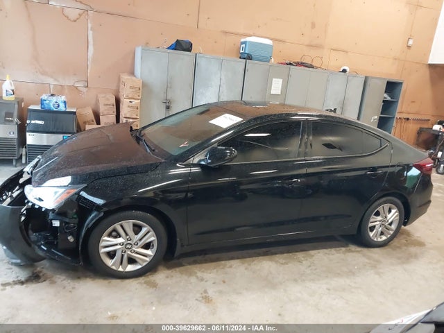 Hyundai Elantra Value Edition 2019 5NPD84LF5KH473576 Image 14