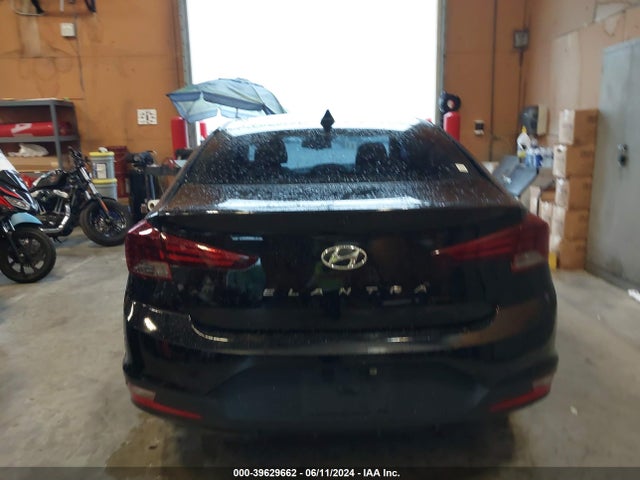 Hyundai Elantra Value Edition 2019 5NPD84LF5KH473576 Image 16