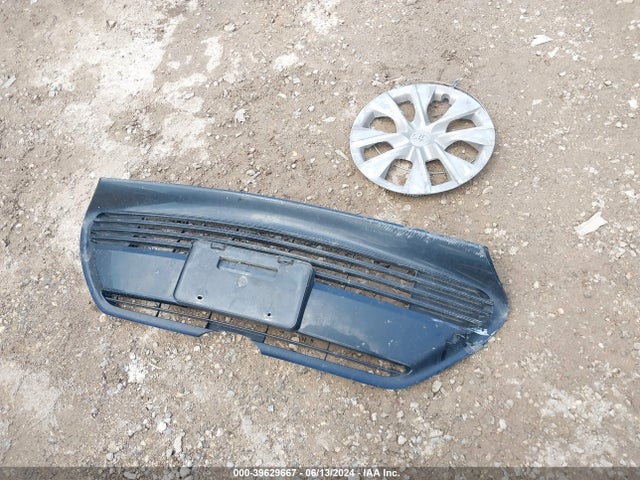 Toyota COROLLA L 2019 5YFBURHE1KP885397 Image 12