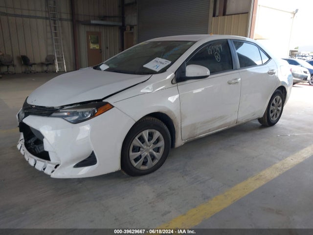 Toyota COROLLA L 2019 5YFBURHE1KP885397 Image 2