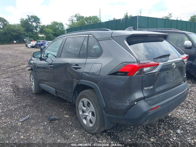 Toyota RAV4 LE 2021 2T3F1RFV8MC196142 Image 3