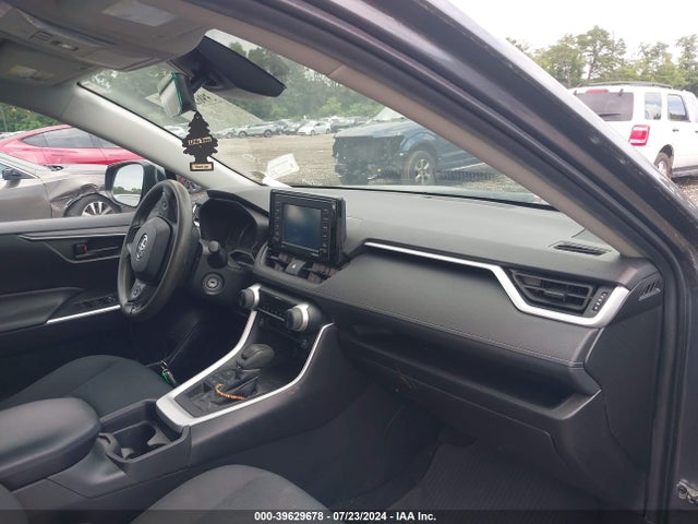 Toyota RAV4 LE 2021 2T3F1RFV8MC196142 Image 5