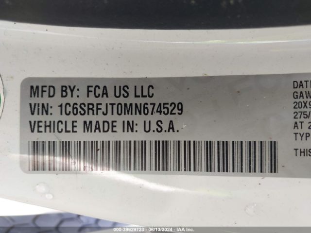 1C6SRFJT0MN674529 RAM 1500 Laramie  4x4 5'7 Box