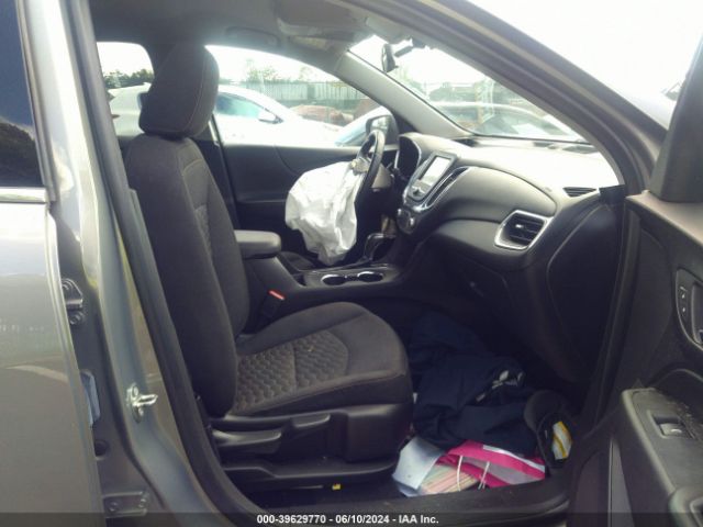 3GNAXSEV9JS635963 Chevrolet EQUINOX LT
