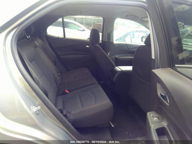 3GNAXSEV9JS635963 Chevrolet EQUINOX LT