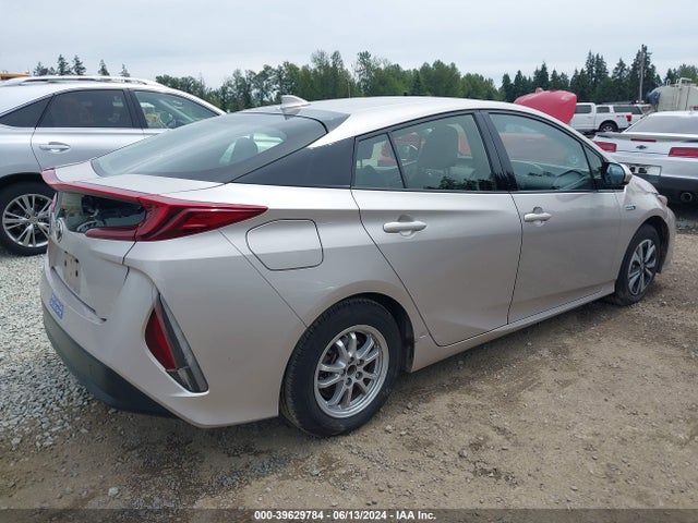Toyota Prius Prime Premium 2018 JTDKARFP8J3071672 Image 4