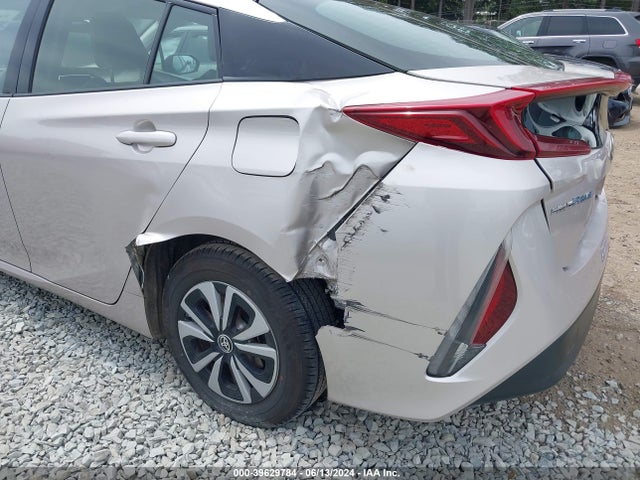 Toyota Prius Prime Premium 2018 JTDKARFP8J3071672 Image 6