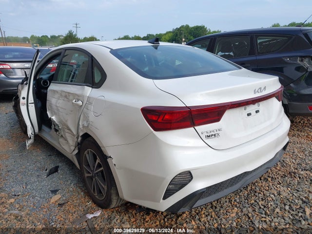 KIA Forte Lxs 2023 3KPF24AD1PE573388 Image 3
