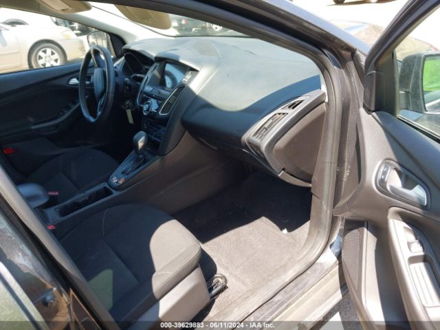 1FADP3M21HL235937 Ford FOCUS SEL