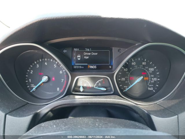 1FADP3M21HL235937 Ford FOCUS SEL