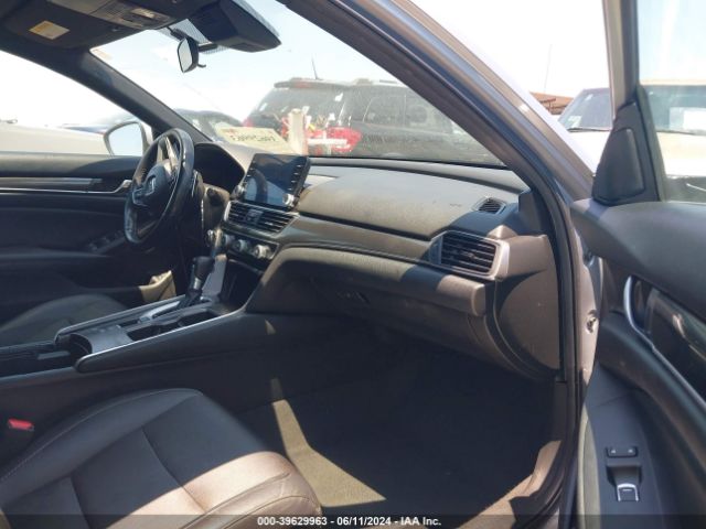 1HGCV1F33KA165674 Honda Accord Sport
