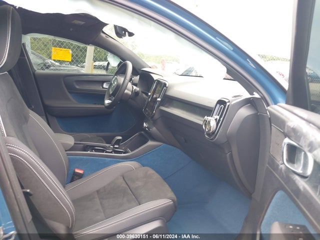 YV4ED3GBXN2003872 Volvo C40 Recharge Pure Electric P8 Ultimate