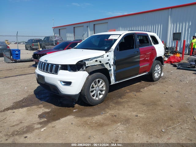 1C4RJFAG0MC779438 Jeep Grand Cherokee Laredo E 4x4