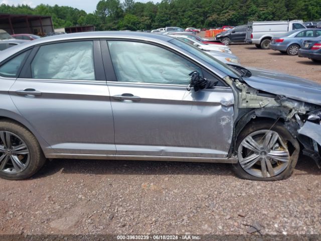 3VWEM7BUXRM005796 Volkswagen Jetta 1.5t Se