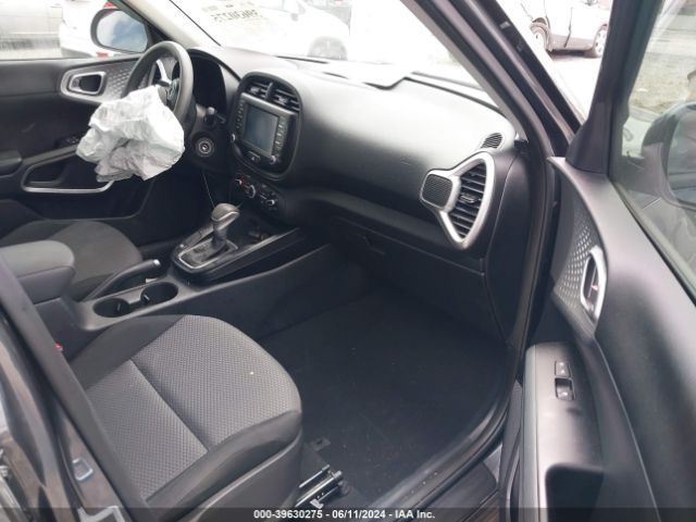 KNDJ23AU0M7744633 KIA SOUL LX