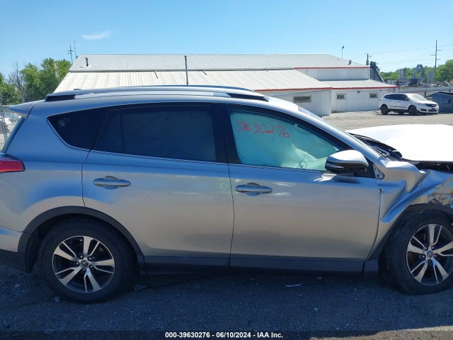Toyota Rav4 Xle 2016 2T3RFREV2GW463262 Image 13