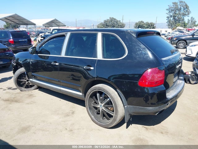 2004 PORSCHE CAYENNE WP1AB29P04LA74063 Photo 2
