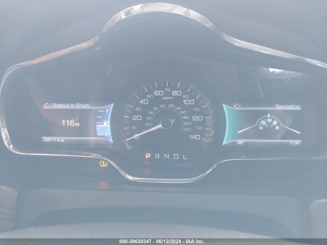 2LMHJ5NK9JBL01180 Lincoln Mkt Livery