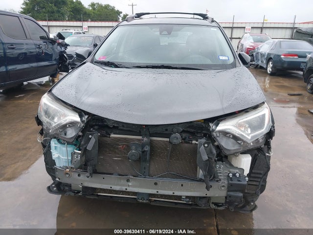 Toyota RAV4 LE 2017 JTMZFREV0HJ716658 Image 13