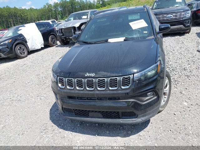 3C4NJDBN7RT111017 Jeep Compass Latitude 4x4