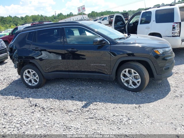 3C4NJDBN7RT111017 Jeep Compass Latitude 4x4