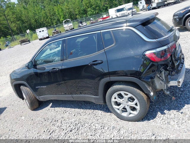 3C4NJDBN7RT111017 Jeep Compass Latitude 4x4