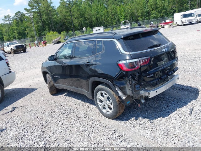 3C4NJDBN7RT111017 Jeep Compass Latitude 4x4