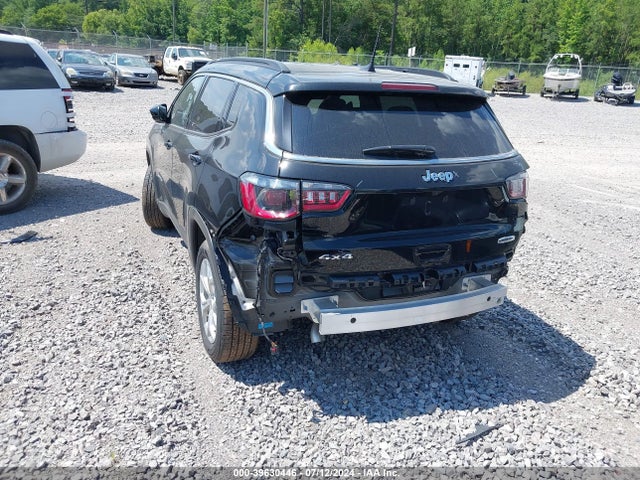 3C4NJDBN7RT111017 Jeep Compass Latitude 4x4