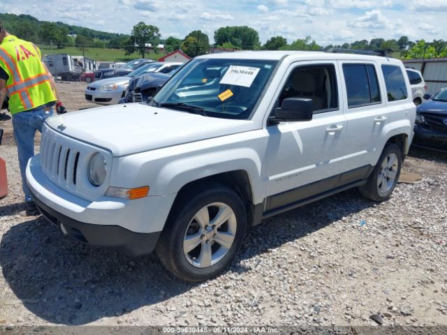 1C4NJPBB8ED618807 Jeep Patriot Sport
