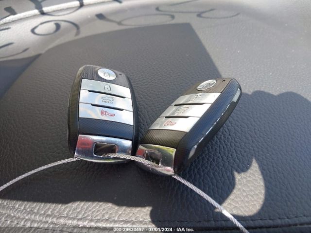 5XYKW4A77FG574740 KIA Sorento Limited V6