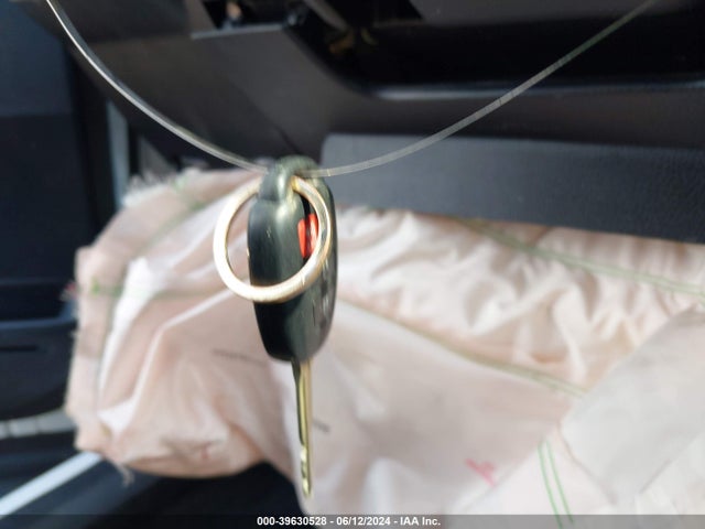 Toyota RAV4 LE 2015 2T3BFREV5FW245560 Image 11