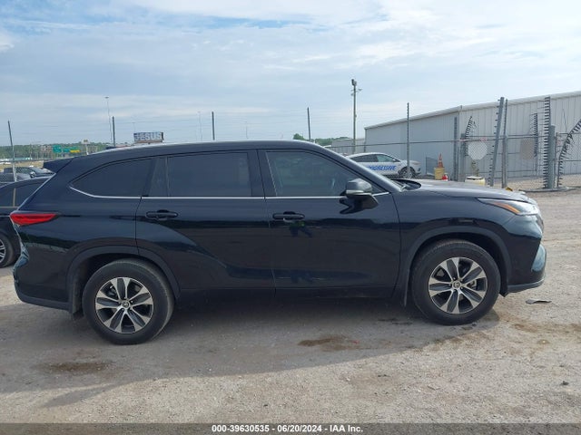Toyota Highlander Xle 2021 5TDGZRAH5MS521845 Image 13