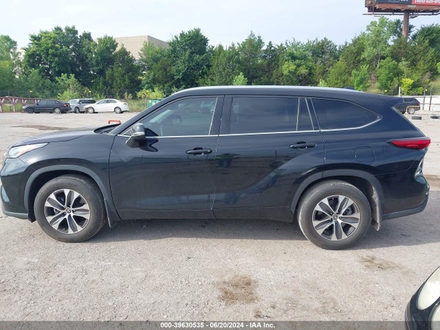 Toyota Highlander Xle 2021 5TDGZRAH5MS521845 Image 14