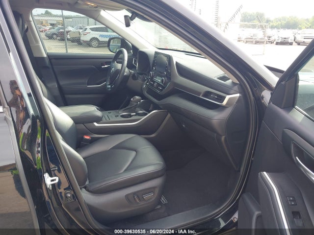 Toyota Highlander Xle 2021 5TDGZRAH5MS521845 Image 5