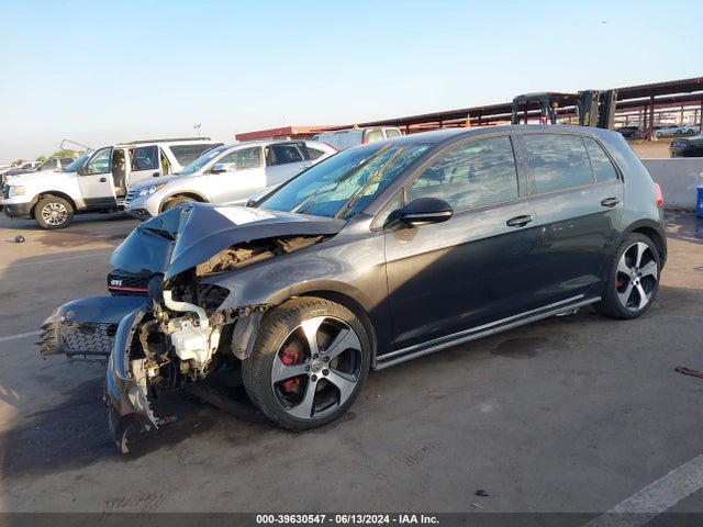 3VW4T7AU3FM017056 Volkswagen Golf Gti 2.0t Se 4-door