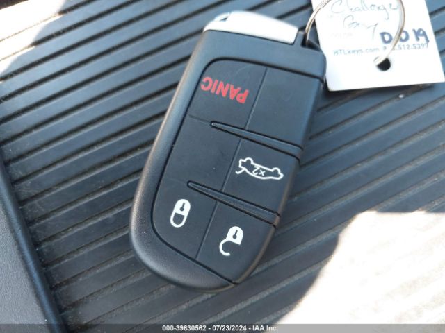 2C3CDZBT4GH120021 Dodge Challenger R/t Plus
