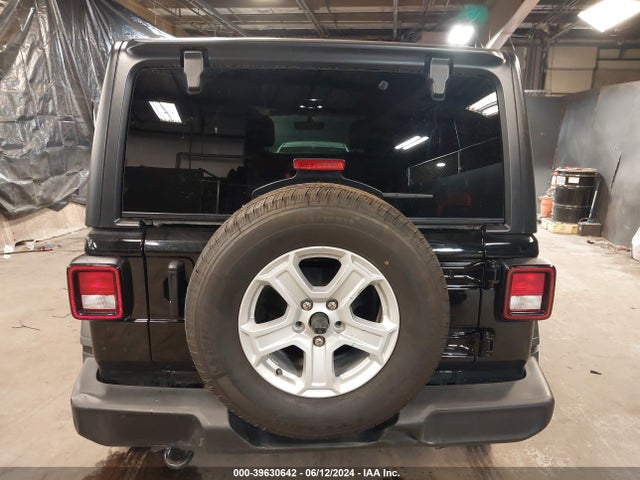 1C4HJXDG2MW832359 Jeep Wrangler Unlimited Sport S 4x4