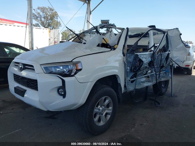 Toyota 4runner Sr5 Premium 2022 JTENU5JR6N6012433 Image 2