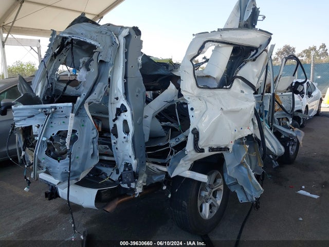 Toyota 4runner Sr5 Premium 2022 JTENU5JR6N6012433 Image 8