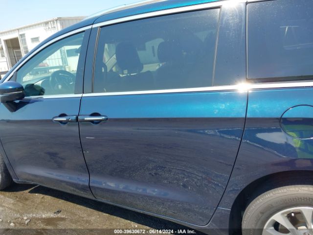 2C4RC1BG8MR561833 Chrysler Pacifica Touring L
