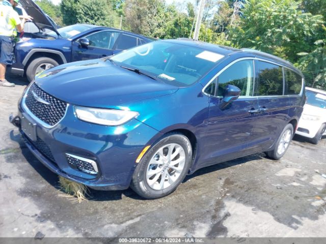 2C4RC1BG8MR561833 Chrysler Pacifica Touring L